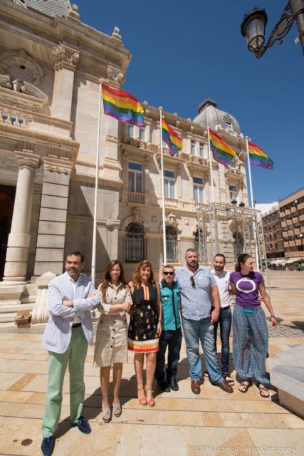 El Palacio Consistorial se une a la celebración de la diversidad - 2, Foto 2