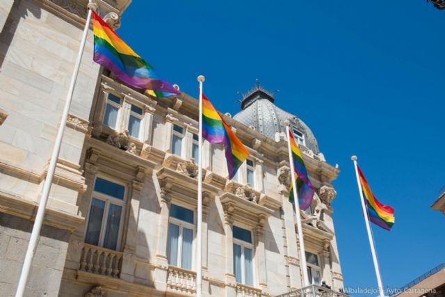 El Palacio Consistorial se une a la celebración de la diversidad - 4, Foto 4