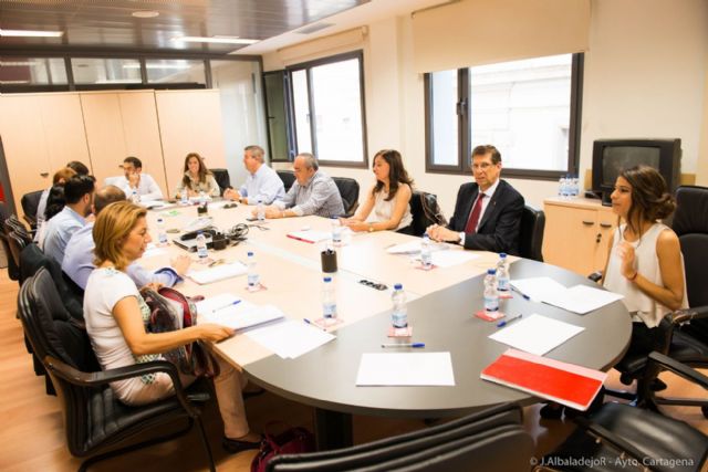 El Ayuntamiento ahorrará 330 mil euros al año con el cese de cuatro directores generales - 4, Foto 4