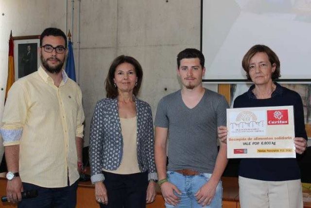 Los estudiantes de Económicas de la Universidad de Murcia recaudan dinero para niño enfermo - 2, Foto 2