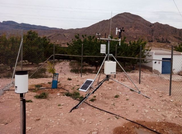 Agricultura instala una nueva estación del Sistema de Información Agrario en el paraje de  La Loma del Aire, en Ojós - 1, Foto 1