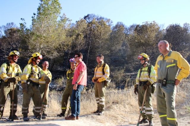 La Comunidad baja al Nivel 0 el Plan Infomur tras quedar controlado el incendio forestal en el Puerto del Garruchal - 1, Foto 1