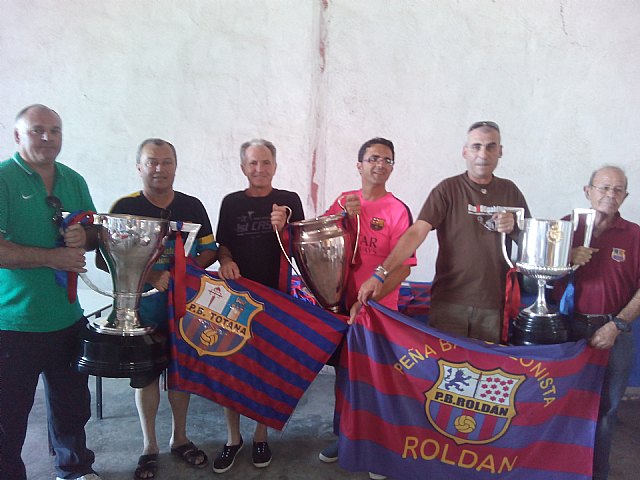 La Pea Totana Barcelonista held its eighteenth anniversary and the achievement of the triplet, Foto 2