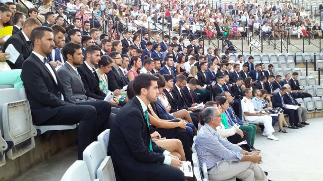 El Alcalde ofrece el apoyo municipal a la Facultad del Deporte en la graduación de la segunda promoción de Grado - 2, Foto 2