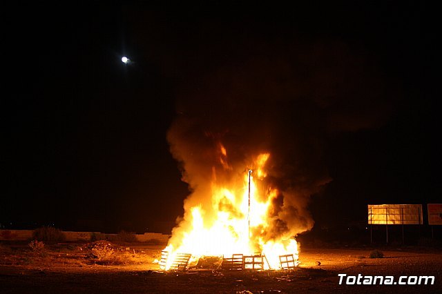 Un año más tendrá lugar la tradicional quema de la hoguera de San Juan en Totana - 1, Foto 1
