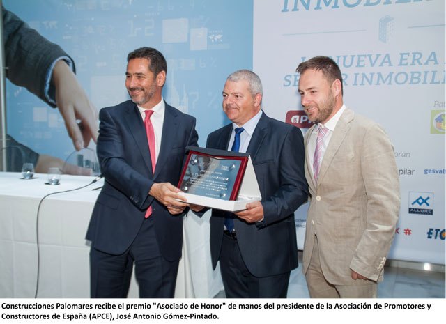 Construcciones Hermanos Palomares received the Associate Award of Honor for his exemplary record, Foto 1