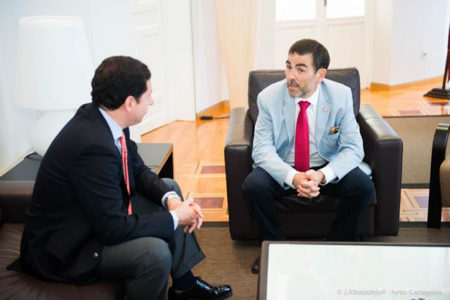 Buena sintonía entre el Ayuntamiento y la Autoridad Portuaria - 4, Foto 4