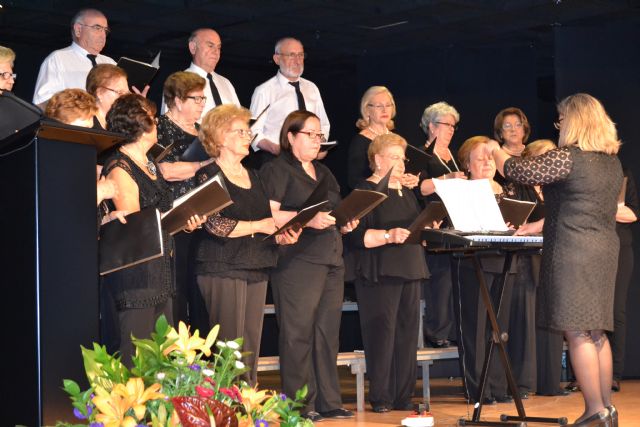 Actividades lúdicas y formativas en la XX Semana Cultural de la Asociación de Amas de Casa - 2, Foto 2