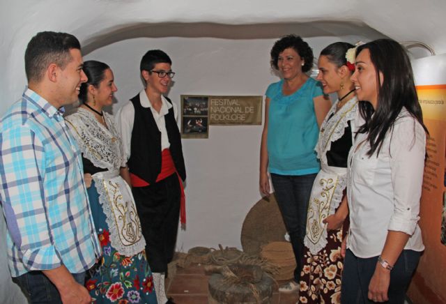 La XXVIII edición del Festival Nacional de Folklore se celebrará el próximo viernes con grupos de Eslovenia, México, Murcia y Puerto Lumbreras - 1, Foto 1