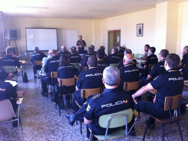 La Policía Nacional se actualiza en el Código Penal - 2, Foto 2