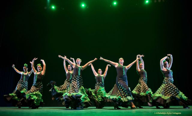 Más de 250 alumnas de la Escuela de Danza despiden el curso - 4, Foto 4