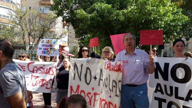 CCOO Enseñanza denuncia la poltica de cierre de unidades en colegios pblicos, Foto 1