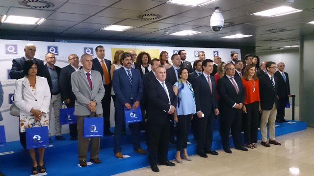 La bandera Q de Calidad vuelve a ondear en las playas del Mar Menor de San Pedro del Pinatar - 3, Foto 3