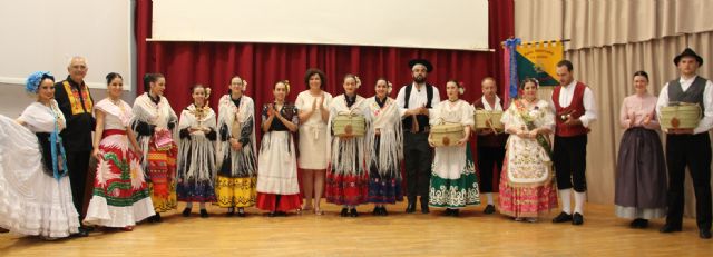 Puerto Lumbreras celebró su gran noche de folklore con grupos de Eslovenia, México, y Murcia - 4, Foto 4