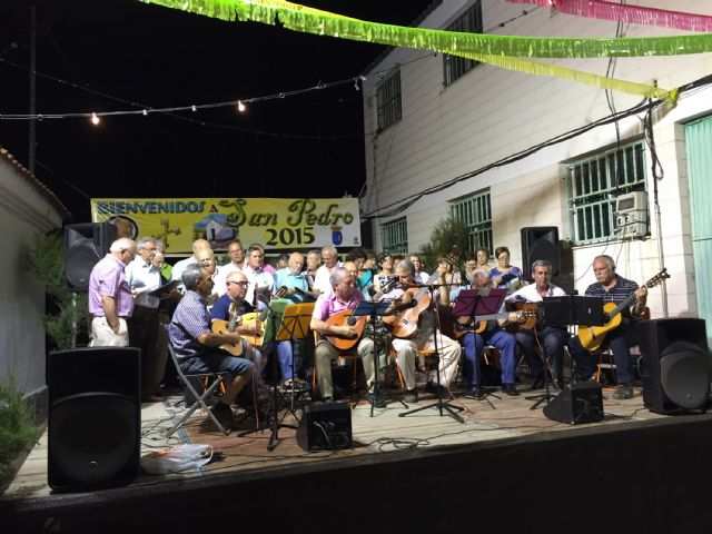 San Pedro desfiló para cerrar los festejos de su barrio torreño - 1, Foto 1