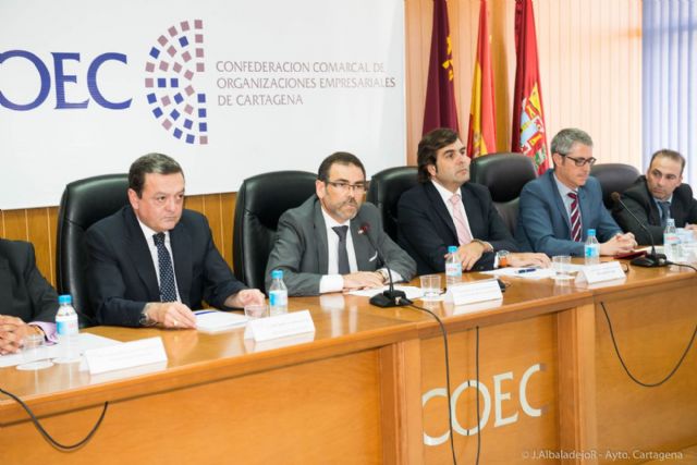 El alcalde enuncia ante los empresarios las infraestructuras irrenunciables para Cartagena - 1, Foto 1