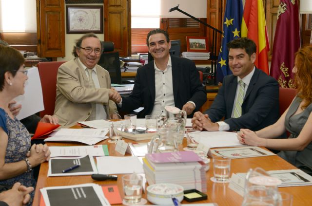 La Universidad de Murcia y el Ayuntamiento de Alfas del Pi trabajarán juntos en materia de TIC - 1, Foto 1
