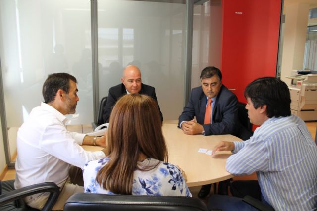 El alcalde anuncia que ejercerá un mayor control sobre las contratas municipales - 2, Foto 2