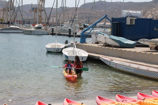 Cerca de 200 niños disfrutan de los Talleres del Mar - 1, Foto 1