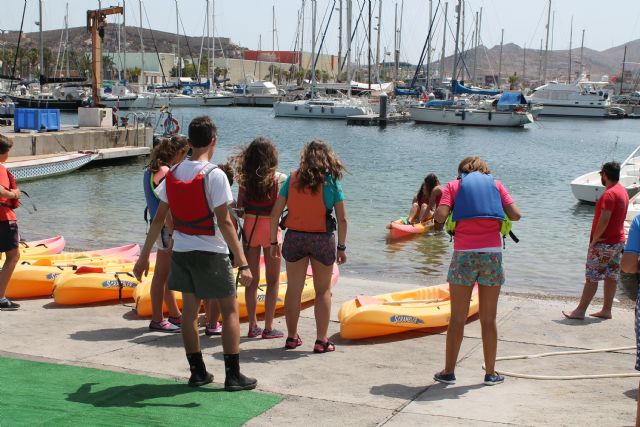 Cerca de 200 niños disfrutan de los Talleres del Mar - 2, Foto 2