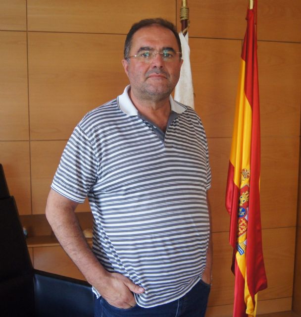 El alcalde de Totana se rebaja el salario respecto a su antecesora más de 1.200 euros, Foto 1