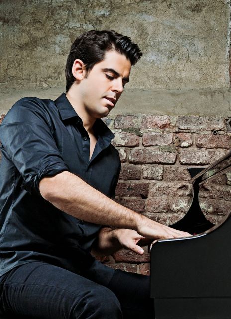 Jazz San Javier presenta el estreno en España del cantante y pianista norteamericano Tony DeSare y una producción propia, también estreno nacional, del grupo Flamencuba con Antonio Carmona como cantante invitado - 1, Foto 1