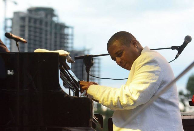 Jazz San Javier presenta el estreno en España del cantante y pianista norteamericano Tony DeSare y una producción propia, también estreno nacional, del grupo Flamencuba con Antonio Carmona como cantante invitado - 2, Foto 2