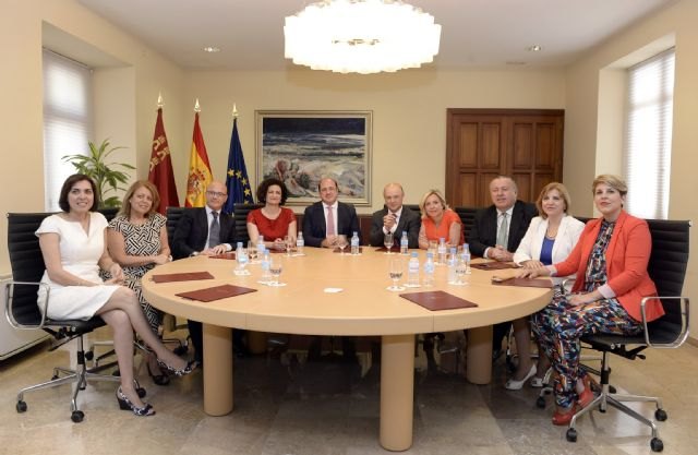 El jefe del Ejecutivo regional, Pedro Antonio Sánchez, presidió hoy la primera reunión del Consejo de Gobierno de esta nueva legislatura., Foto 3