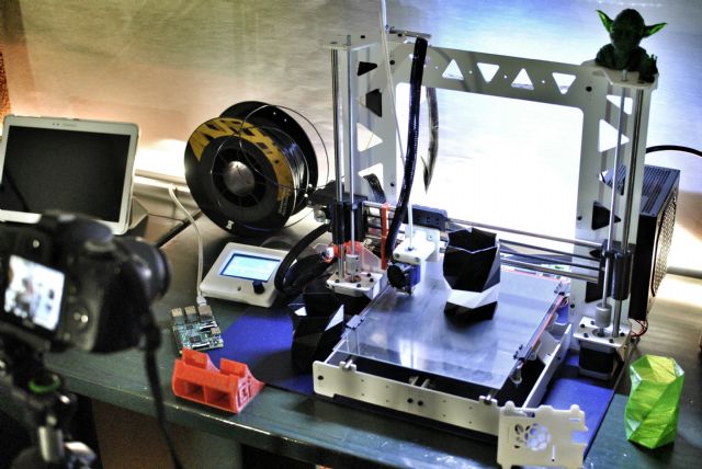 Un alumno de la Escuela de Industriales viajará a China gracias a sus investigaciones con impresoras 3D - 1, Foto 1