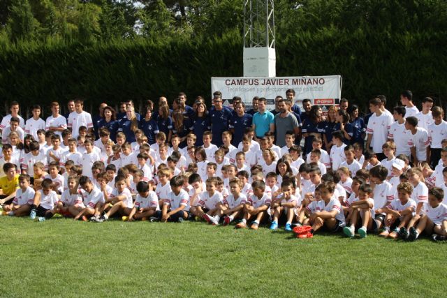 Comienza la tercera edición del Campus de Fútbol Javier Miñano - 3, Foto 3