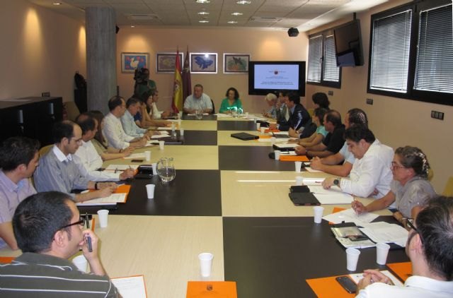 Un equipo multidisciplinar comienza la redacción del Libro Blanco de la Construcción - 1, Foto 1