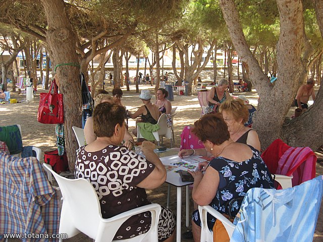 Comienzan los viajes a la Playa de la Cala del Pino (La Manga) organizados por el Centro de Personas Mayores - 6
