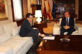 El presidente de la Comunidad, Pedro Antonio S�nchez, recibi� hoy al alcalde de Murcia, Jos� Ballesta