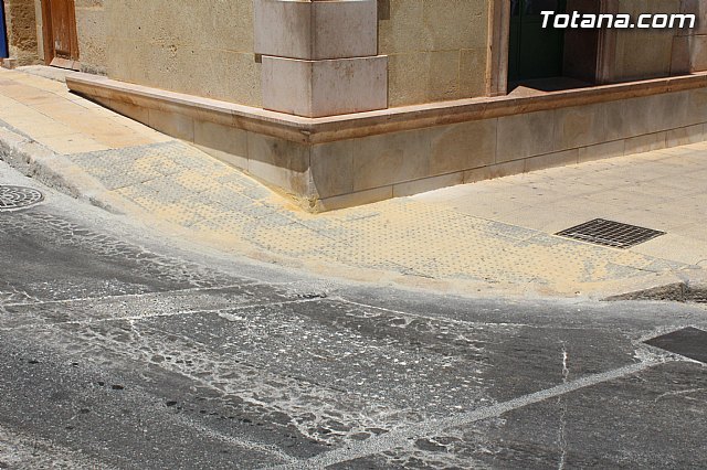 El Ayuntamiento acomete obras de accesibilidad y repintado de vados peatonales, Foto 5