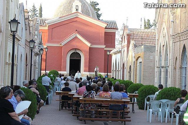 La tradicional Misa en honor a la Patrona del Cementerio Municipal “Nuestra Señora del Carmen” tendrá lugar mañana jueves 16 de julio, Foto 1