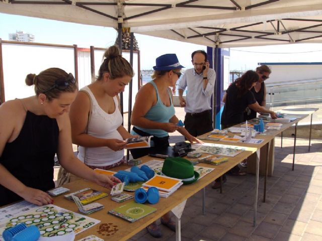 Concienciación medioambiental en la playa - 1, Foto 1