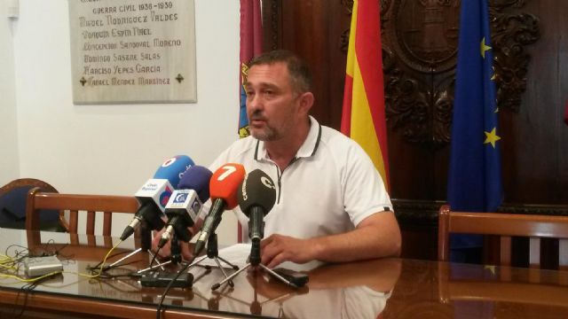 Las obras de mejora del Camino Piñuelas concluyen este mes, incluyendo el encauzamiento del cruce con la rambla de Biznaga y la renovación de la red de agua potable - 1, Foto 1