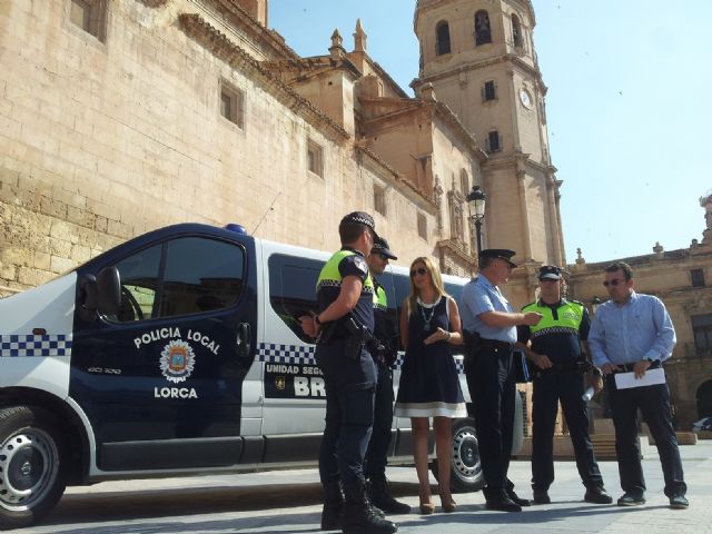 La Policía Local establece itinerarios alternativos al tráfico con motivo de la celebración de la tradicional procesión en honor a la Virgen del Carmen - 1, Foto 1