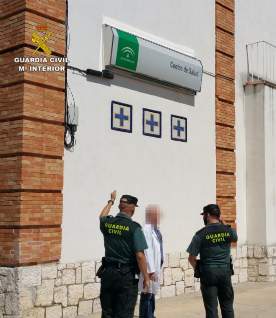 La Guardia Civil detiene a un hombre que se hacía pasar por médico - 1, Foto 1