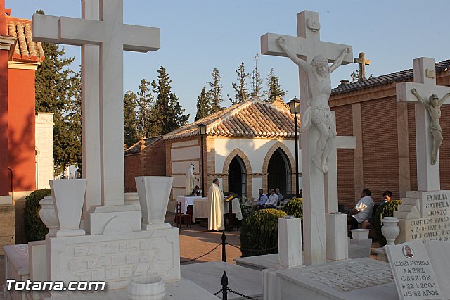 Ayer tuvo lugar la tradicional misa en honor a la Patrona del Cementerio Municipal 