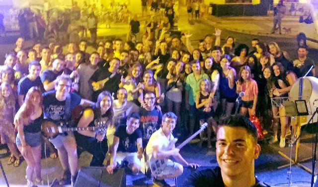 El grupo local Kilómetro Quince ofreció un concierto enmarcado en los Jueves Jóvenes del Nogalte Cultural 2015 - 2, Foto 2