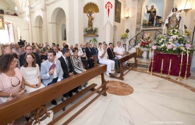 Los pescadores procesionaron a su patrona, la Virgen del Carmen - 1, Foto 1