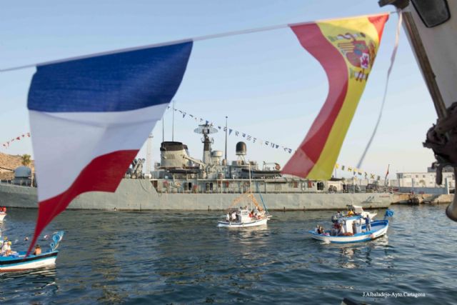 Los pescadores procesionaron a su patrona, la Virgen del Carmen - 5, Foto 5