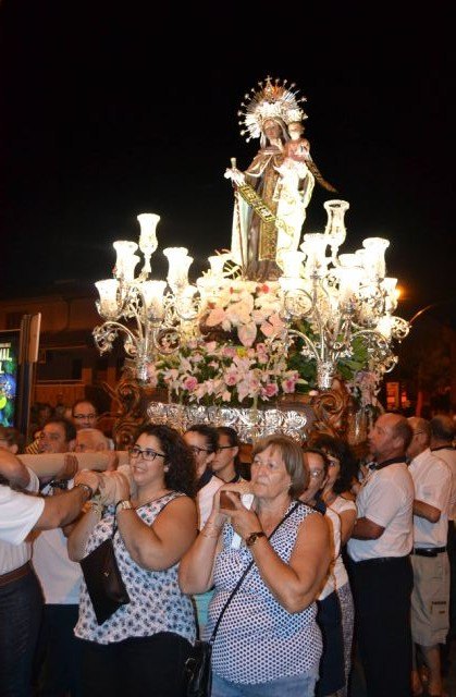 Vecinos de Lo Pagán honran a la Virgen del Camen con una ofrenda de flores y frutos - 3, Foto 3