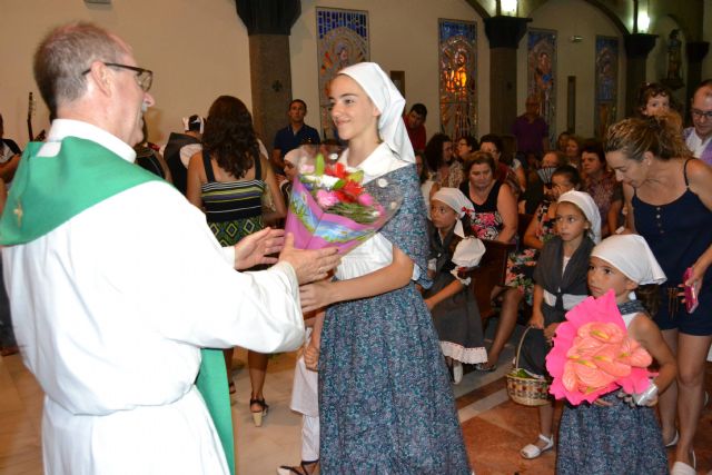 Vecinos de Lo Pagán honran a la Virgen del Camen con una ofrenda de flores y frutos - 1, Foto 1