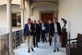 El presidente de la Comunidad acuerda con el sector agrario y regantes la constitucin de una mesa de seguimiento del decreto de sequa