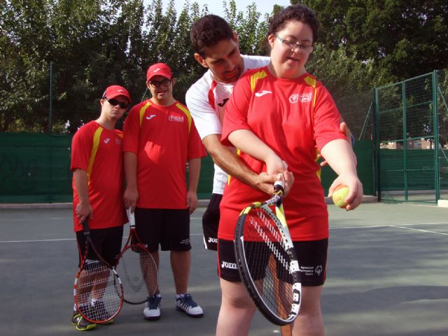 Tres tenistas murcianos con discapacidad intelectual representan a España en los Juegos Mundiales Special Olympics de Los Ángeles - 2, Foto 2