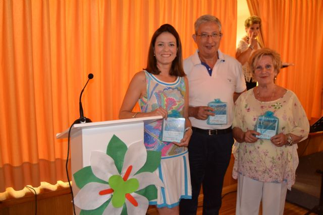 El calendario solidario de la Junta Local de la AECC ya está a la venta - 1, Foto 1