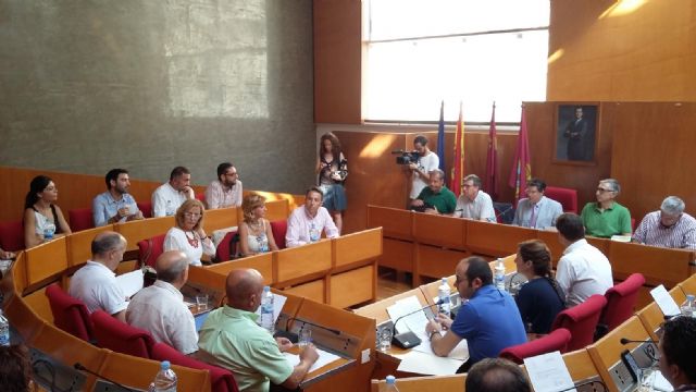 La nueva corporación municipal del Ayuntamiento supondrá un ahorro anual a las arcas municipales de 58.311 euros - 1, Foto 1