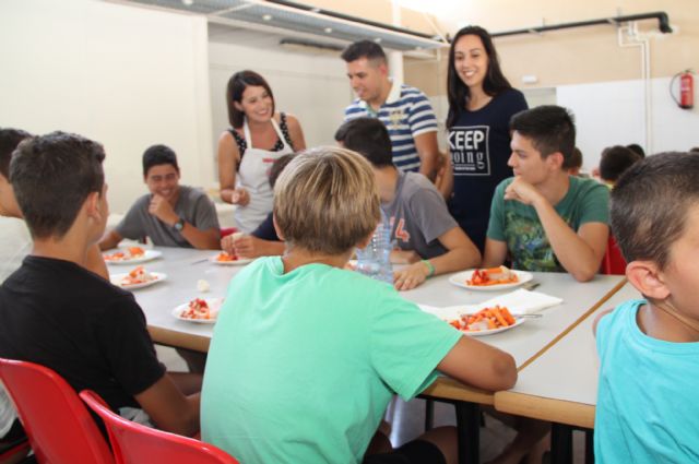 La Asociación de Familiares de Niños con Cáncer de la Región AFACMUR celebró su campamento de verano anual en Puerto Lumbreras - 2, Foto 2